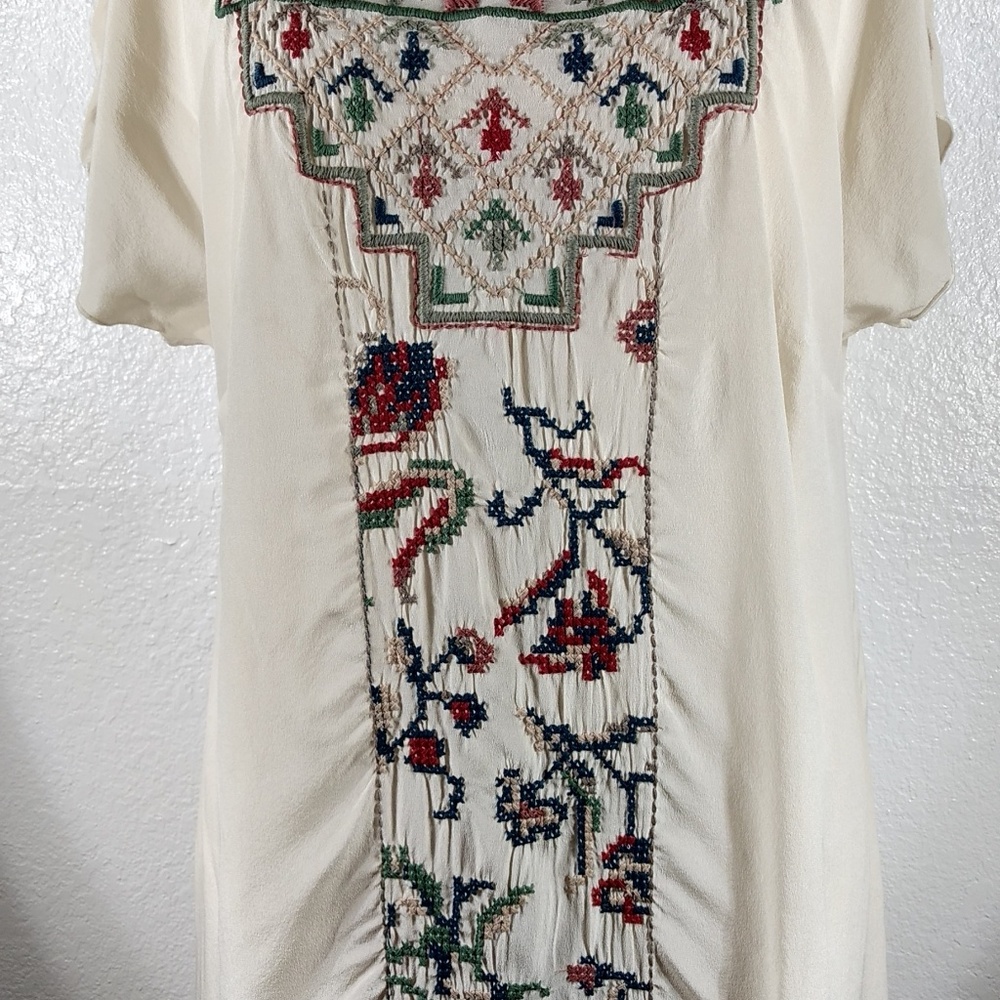 4 Love and Liberty by Johnny Was Cross stitching Silk Tunic M NWT - Picture 5 of 5